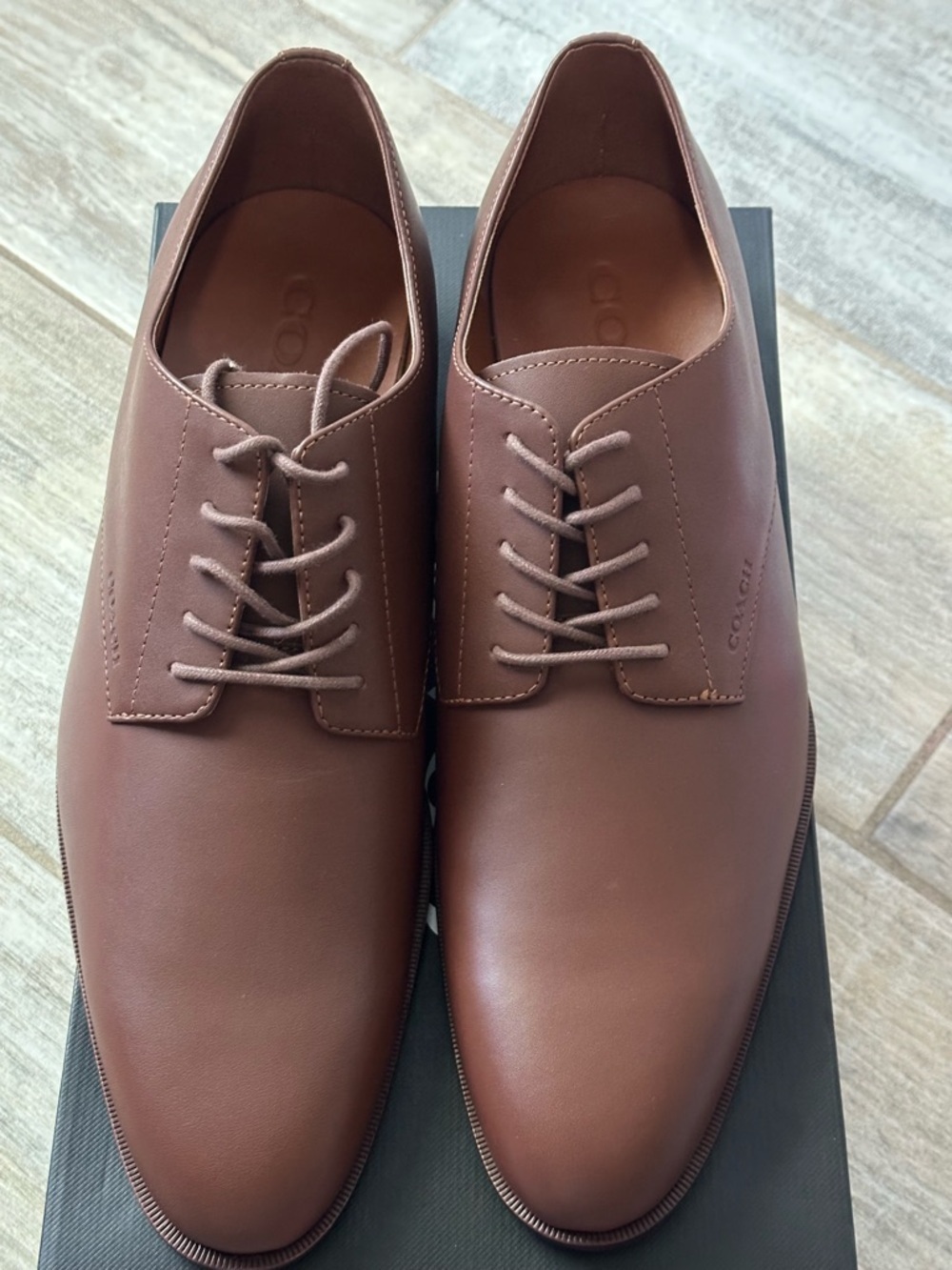 Coach Men's Brown Leather Dress Oxfords 👞 - Picture 5 of 11